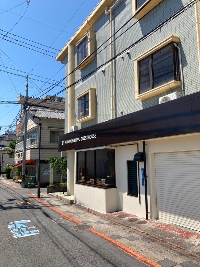 J-Hoppers Beppu Guesthouse ジェイホッパーズ別府ゲストハウス Ngoại thất bức ảnh