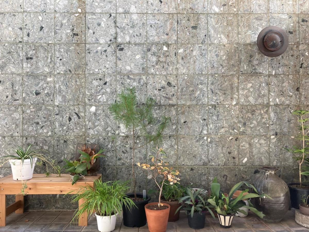 J-Hoppers Beppu Guesthouse ジェイホッパーズ別府ゲストハウス Ngoại thất bức ảnh