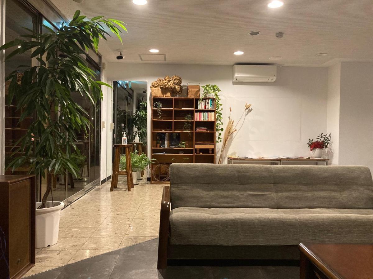 J-Hoppers Beppu Guesthouse ジェイホッパーズ別府ゲストハウス Ngoại thất bức ảnh