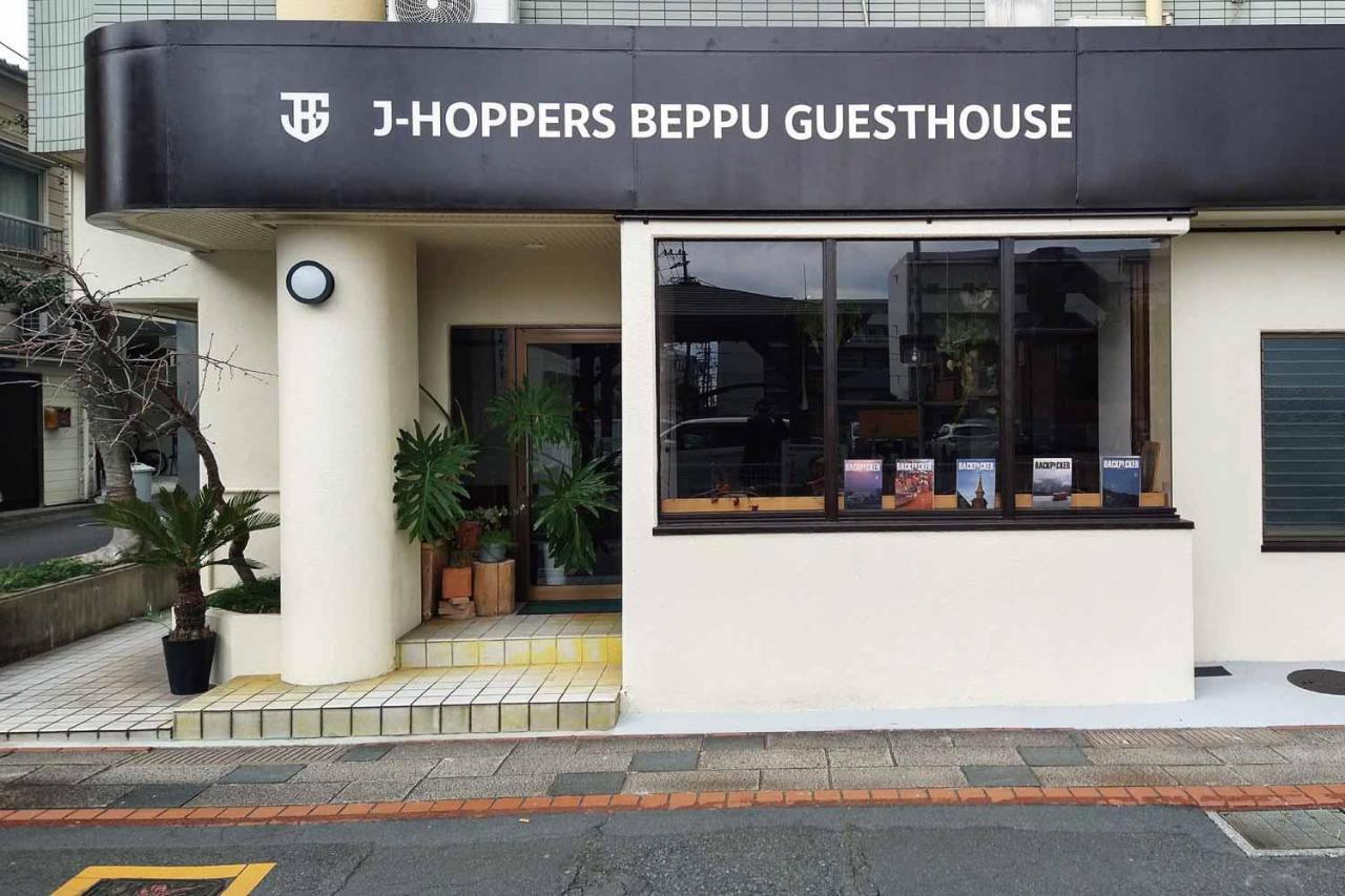 J-Hoppers Beppu Guesthouse ジェイホッパーズ別府ゲストハウス Ngoại thất bức ảnh